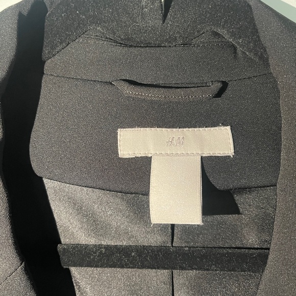 H&M blazer - Picture 2 of 4